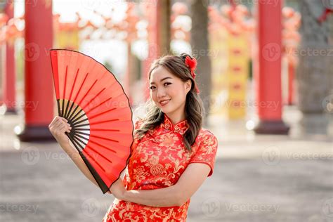 LUNAR NEW YEAR WOMEN 